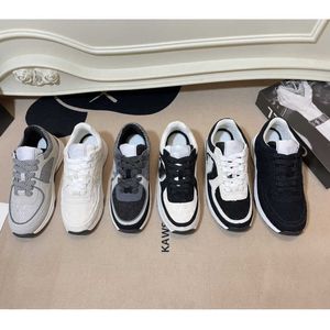 Channel Neueste Wildleder -Topqualität Chanelity Chanei Designer lässige Schuh -Sneaker -Schuhe Frauen Strickkalbslederschuh -Plattform Sneaker Leder Doppelblock C Trai