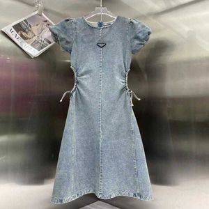 Grundlegende Freizeitkleider Designer-Damenkleid Sub sexy Luxus-Denim-Material hochwertiger atmungsaktiver Stoff L5YI