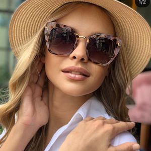 Sunglasses classic Design Cat Eye Shades Women Men Traveling Metal T Sun Glasses for Woman Square zonnebril dames 230717