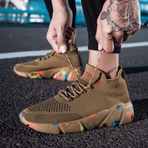 Klänningskor Kvinnor Sneakers Mäns vulkaniserade skopar utomhus Leisure Light Lace Up Running Shoes Breattable Soled Sneakers L230717