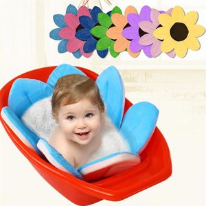 Neue Baby Badewanne Faltbare Blühende Blume Form Matte Weichen Sitz Infant Waschbecken Dusche Baby Blume Spielen Bad Sonnenblumen Kissen mat236T