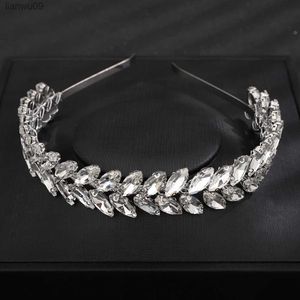 Lüks Rhinestone Gelin Taç Baş Bandı Gümüş Siyah Handamde Düğün Saç Aksesuarları Kırmızı Yeşil Başlık Kadın Headdress L230704