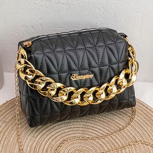 Evening Bags Ladies One Shoulder Messenger Bag Rhombu s Fashion Chain Embroidered Hand held Lingge Small Square 230717