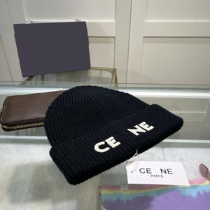 Cappelli Sciarpe Set Beanie Skull Caps Beanie SkulCap Designer beanie Lxur wnterbe menearpr otectionwa rmwindproofha shionca sualbe anieou tdoortr avelsk iwe arable