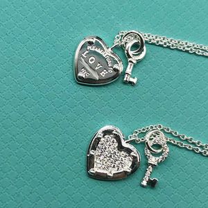 Berühmte Marke Tiffay S925 Sterling Silber LOVE Diamant Herz kleiner Schlüssel Halskette Platin Kragen Kette leichter Luxus Liebesschloss Anhänger