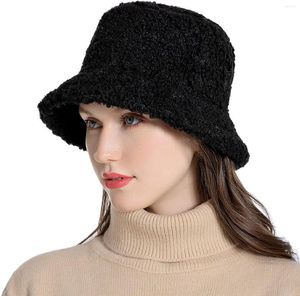 Berets Fashion Women Winter Warm Bucket Hat Vintage Cloche Hats Faux Fur Wool Outdoor Fisherman Cap For Lady