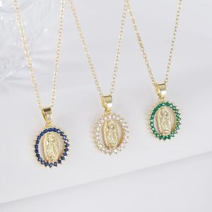 قلادة قلادة 4 بلورات ملونة CZ Virgin Mary Charm Necklace Women Hll Zirconia Chain Green White Black Blue Jewelry