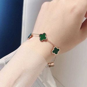 Luxury Designer van Clover Bracelet Fashion Titanium Steel Non Fade Clover Bracelet Ladies Classic Hundred Gifts