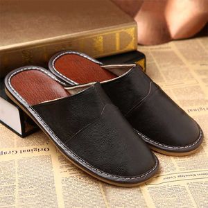 Slippers WOTTE Leather Home Slippers for Men Winter Warm Plush Slippers Bedroom Genuine Leather Unisex Men/women House Indoor Shoes L230718