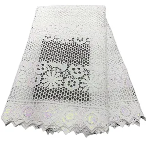 KY-4000 Kvinnor African Milk Silk Soce Fabric Design Guipure Senaste 5 meter utsökta moderna bekväma glisten Mönster Formell klänning Ladies Banket Party White White White