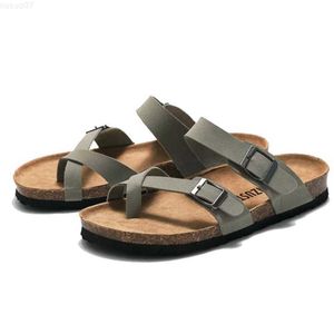 Slippers Luxury Designer Summer Palm Cork Slippers for Men Roman Outdoor Men's Slippers Leather with Finger Comforts Mens Sandal Slides L230718