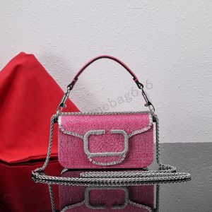 V 자형 버클 플랩 여성 가방 가방 인테리어 양 스킨 오리지널 디자인 새로운 패션 디자이너 다이아몬드 핸드백과 함께 미니 로코 크리스탈 숄더백