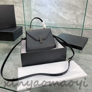 Bolsa quadrada pequena clássica simples de luxo discreto Designer de marca de luxo Bolsa de mão Bolsa de alta qualidade Versão multicolorida opcional V104046