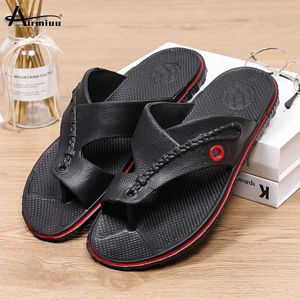 Pantofole Pantofole da uomo In pelle PU Infradito Uomo Estate 2023 trend Beach Cool Anti Slip Solid Shoes Men luxury slides for men L230718