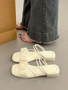 Kobiety francuskie sandały bajki płaskie przyczynowe plażę solidne kapcie bez poślizgu eleganckie buty komfortowe Koreańska moda lat 36