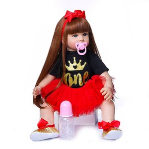 Dolls Bebes Doll med 60 cm Baby Doll Reborn Boneca Reborn Baby Doll Soft Silicone Clothing Long Life Baby Doll 230717