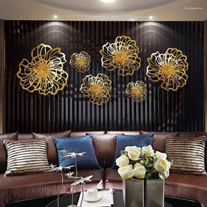 Adesivos de parede Moderno Ferro Forjado Flor Dourada Mural Acessórios El Club Pendurado Artesanato Decoração Sala De Estar Adesivo 3D