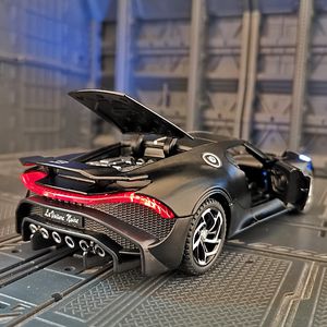 Diecast Model 1 32 Bugatti Lavoiturenoire Alloy Sports Car Metal Toy Vehicles Collection High Simulation Childrenギフト230617