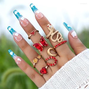 Cluster Rings Luxury Red Crystal Stone Heart Butterfly Joint Ring Set per le donne Snake Geometry Party Jewelry Anillo 7pcs / set 22491