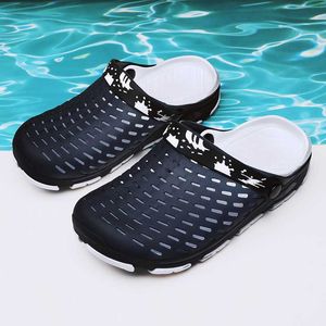 Тапочки мужчины сад садовые сабо летние пляжные сандалии для бассейна сандалии уютные не скользкие туфли на открытом воздухе.