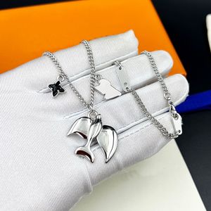 Europe America Fashion Style Necklace With Pendant Men Lady Women Silver-Colour Metal Emamel Dove Long Chain M00957