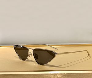 Cat-Eye-Sonnenbrille, silberfarbener Metallrahmen, graue Gläser für Damen und Herren, Sommer-Sonnenbrille, Sonnenbrille, UV400, mit Box