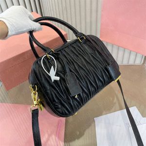 Luxurys Designers Bags women handbag crossbody bag shoulder lady wallet simple versatile wrinkle quadrate Clutch Postman handbags style good nice