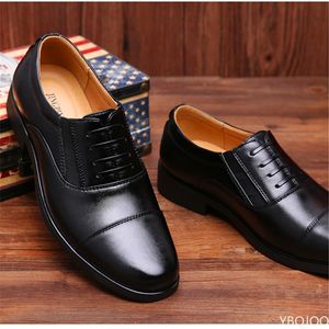 Marca de couro dos homens vestido sapatos de negócios para homens confortável apontou sapato social masculino esportes calçados casuais 2 70 s comtable