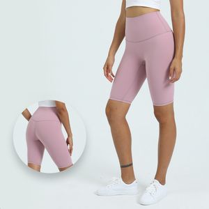 Pantaloncini da donna Lu Con Fitness Push Up Pantaloncini neri Scrunch Pantaloni da yoga morbidi Sport Leggings corti Collant da allenamento da donna Abbigliamento da palestra per donna 230717