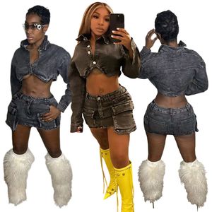 2024 Tasarımcı Kadın Etek Setleri Yaz Solda Kot Ceket Mahsul Üst ve Mini Etek Pocket ile İki Parça Setleri Sıradan Takip Giysileri Toptan Giyim 10037