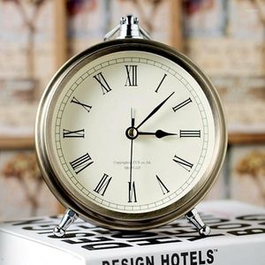 Table Clocks Bronze Metal European Alarm Clock Creative Desktop Decoration Mute Roman Word Retro Small