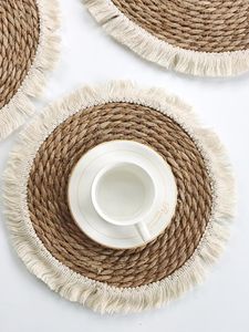 Bord mattor 4st vävda Tassel Straw Placemats Bohemian tjock matta bushel cup stickplatta för bröllopsmatsal