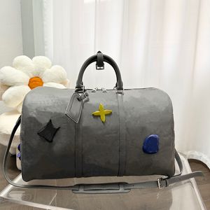 Designer Totes Travel Bags Man Ryggsäckar Kvinnors handväska Fashion Rock Climbing Series Light Luxury Duffel Påsar