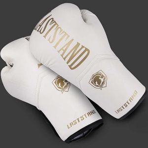 Equipo de protección Boxeo tailandés Taekwondo Karate Guantes de boxeo Adultos Hombres Mujeres Universal Sanda Entrenamiento Lucha Guantes de lucha profesionales Regalo HKD230719