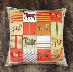 Luxury 45*45cm Pillow Case Cover Super Soft Velvet Double-sided Printing Horse Designer Sofa Cushion Covers Pillowcase 2023071905