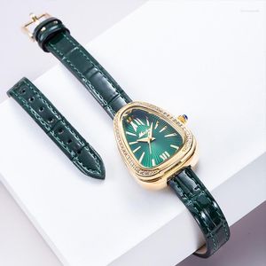 Нарученные часы часы для женщин -наручных часов бриллианты роскошная змея дизайн головы Quartz Fashion Ladies рамки подлинные кожаные ремешки женские часы