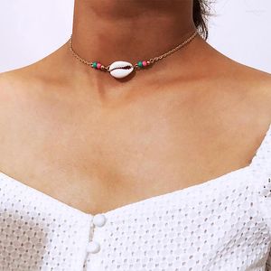 Collane con ciondolo Collana girocollo con conchiglia semplice retrò Affascinante pietra naturale femminile Catena clavicola fatta a mano Gioielli per feste in spiaggia