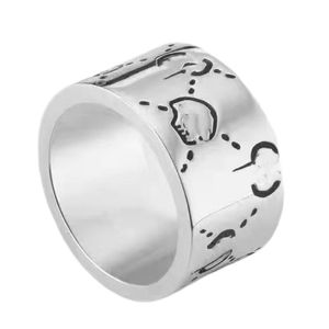 Ring Titanium Steel Silver Love Rings Designer Lyxsmycken för män och kvinnor Spirit Heart Rings Party Engagement Confession Wedding Ring 2024