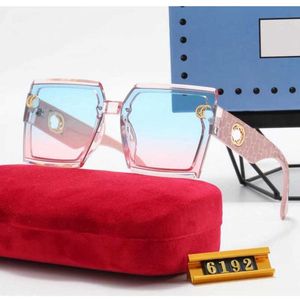 Okulary przeciwsłoneczne luksusowe projektant słońca z okularami przeciwsłonecznymi moda metalowa kobieca klasyczna duża rama retro street okulary przeciwsłoneczne podróżne okulos de sol uv400 szklanki