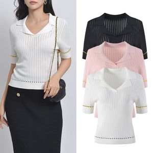 713 2023 Passarela Primavera Marca Mesmo Estilo Suéter Listrado Manga Comprida Lapela Decote Branco Rosa Preto Pulôver Moda Roupas Femininas de Alta Qualidade YL