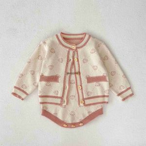 Pullover Autunno Boy Girl Baby Bambini 100% cotone lavorato a maglia cardigan maglione bambini cartone animato orso carino top cappotto bretelle neonato tuta HKD230719 HKD230719