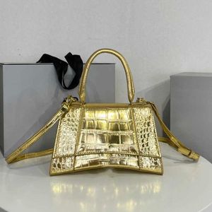 Tasarımcı totes kadın çanta moda kum saati çantaları deri lüks marka crossbody cüzdan cüzdan popüler metal kayış messenger çanta