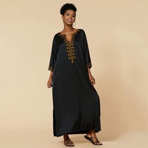 Roupa de banho feminina plus size preto kaftan vestido de praia para mulheres com decote em v bordado biquíni manga curta casual resort wear africano