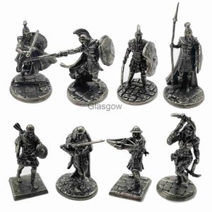 Decorações de interiores 1 pç Antiga Roma Espartana Soliders Estatuetas Miniaturas Vintage Metal Soldiers Modelo Estátua Desktop Carro Ornamento Auto Decoração Presente x0718