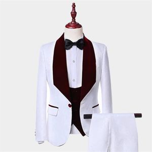 Style Diomsmen White and Burgundy Groom Tuxedos Szal Lapel Men Suits Wedding Blazers 255m