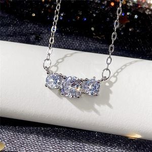 Hänghalsband Huitan Fashion Silver Color Cubic Zirconia Necklace For Women Simple Stylish Girl Accessories Party Daily Wear Statement