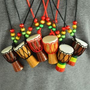 Kolye Kolyeler 5 PCS Mini Jambe Drummer Bireysellik Djembe Perküsyon Müzik Enstrüman Kolyesi Afrika El Davul Toy242l