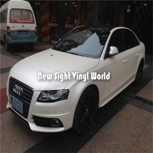 Premium White Satin Pearl Vinyl Wraps Roll Car Stickers Air Bubble Fordon Inpackning Filmstorlek 1 52 18M245E