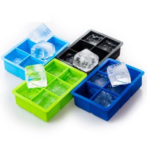 Strumenti da bar Stampi quadrati per ghiaccio in silicone Copertura antipolvere Vassoio per ghiaccio Stampo quadrato per cubetti di ghiaccio di grande capacità Colori della miscela 079