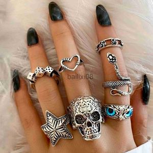 Pierścienie zespołowe Hiphop Vintage Srebrny kolor Pinking Czaszki dla kobiet Angel Wings Punk Heart Butterfly Boho Pierścień Pierścień Gotycka modna biżuteria J230719